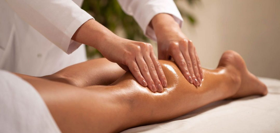 Relaxing Swedish massage with oil